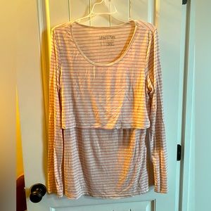 Like new Latched Mama Essential Long sleeve nursing top, rose stripe